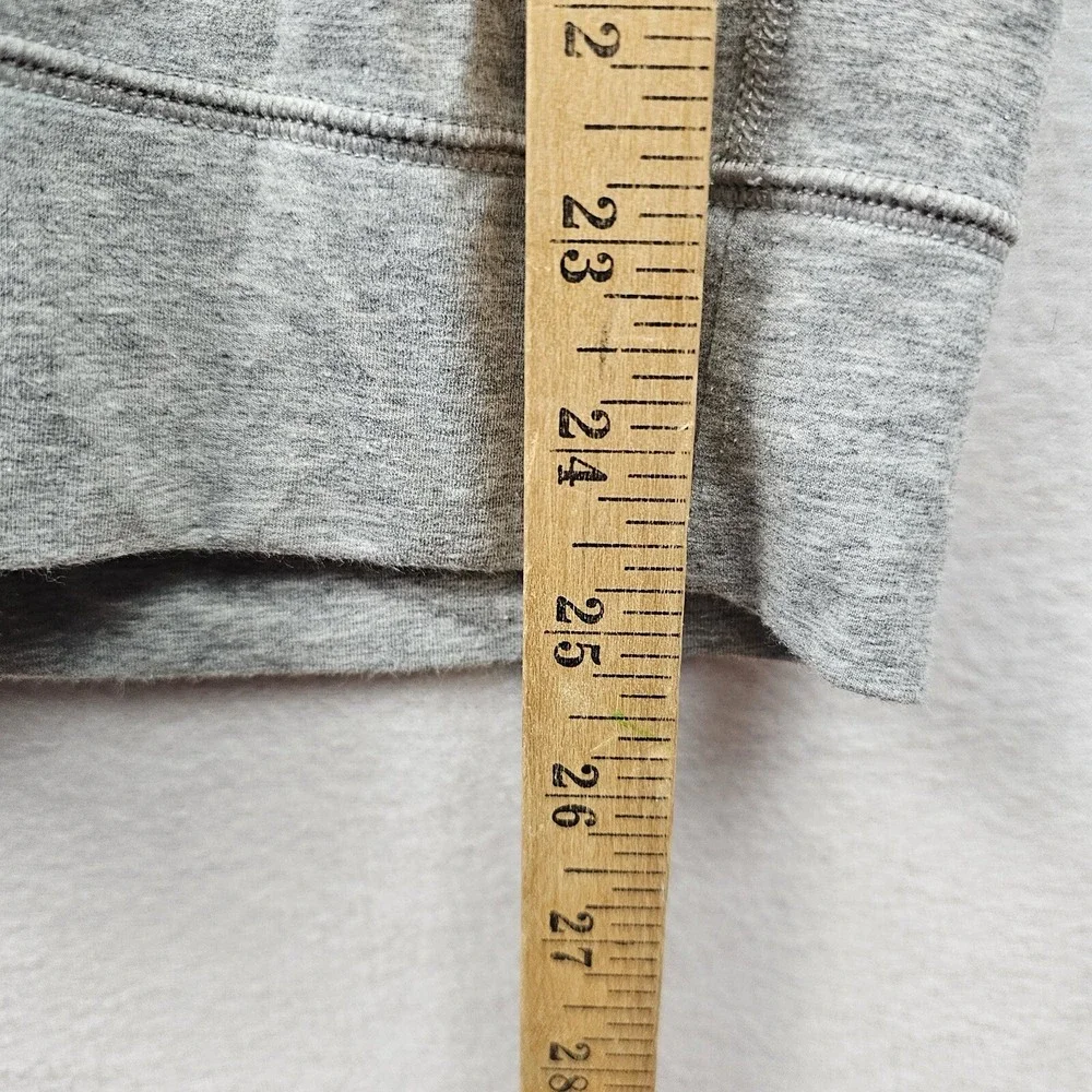 Nike Top Woman's Size Medium Gray Short Sleeve T-Shirt Dri-Fit